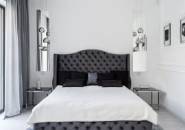 Styl glamour: mała sypialnia w bloku