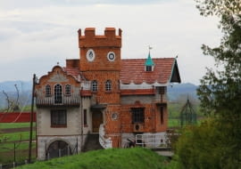 W ogrodzie armata... w wieży księżniczka... Okolice Nowego Sącza