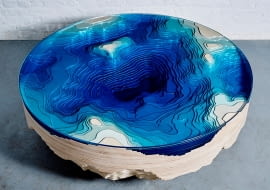 Stoły inspirowane głębią oceanu