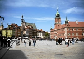 08.05.2011 WARSZAWA , PLAC ZAMKOWY , ZAMEK KROLEWSKI , KOLUMNA ZYGMUNTA , STAROWKA . FOT. FRANCISZEK MAZUR / AGENCJA GAZETA SLOWA KLUCZOWE: ZABYTKI ATRCHITEKTURA TURYSTYKA STOLICA STARE MIASTO