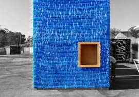 Tymczasowy pawilon w Porto wzniesiony w systemie TUBE-IN. Budownictwo tanie, łatwe i estetyczne.