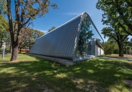 Hala sportowa przy ul. Grójeckiej w Warszawie