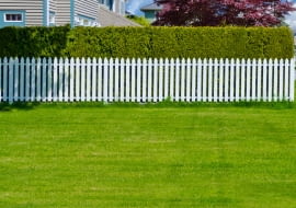 Ogrodzenie międzysąsiedzkie: czy potrzebne jest pozwolenie na budowę?