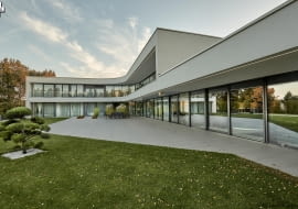 Dom Y: projekt pracowni 81.WAW.PL