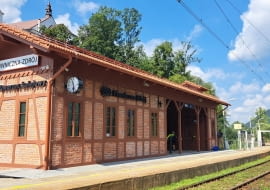 Dworce w Dolinie Popradu z tytułem Dworzec Roku 2023. Na zdjęciu stacja Piwniczna-Zdrój