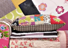 24.02.2010 , CZTERY KATY , DEKORACJE , TEMAT PATCHWORK , STYLIZACJA JOANNA PLACHECKA . FOT. MICHAL MUTOR / AGENCJA GAZETA