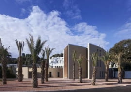 John McAslan, ambasada, algieria