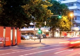 Przenośne posterunki policji, proj. Gesamtkonzept Architekten