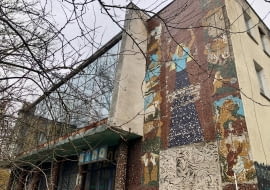 Budynek kina Fala w Giżycku