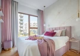 Subtelna kolorystyka i dużo światła w 60-metrowym mieszkaniu