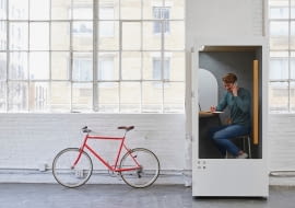 Biuro gabinetowe, hot desk, open space, a może model hybrydowy?