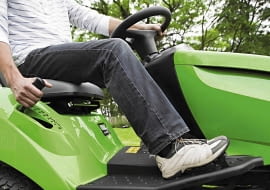 Bezstopniowy napęd hydrostatyczny - wygodny jak automatyczna skrzynia biegów.