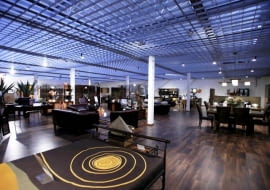 13.11.2009 KATOWICE , CENTRUM HANDLOWE TTW OPEX , NOWY SALON MEBLOWY VINOTTI FURNITURE .