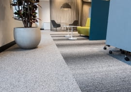 Układanie wykładziny podłogowej krok po kroku