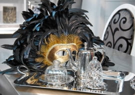 06.12.2012WARSZAWA SESJA STYLE STYL VERSACE NA ZDJECIU WNETRZE , SALON STYLIZACJA KAROLINA SWIDERSKA DLA CZASOPISMA CZTERY KATY FOT. ARKADIUSZ SCICHOCKI / AGENCJA GAZETA