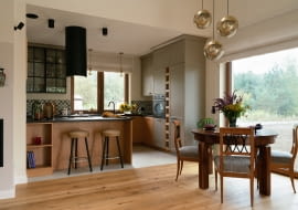 Dom pod miastem w stylu farmhouse - wnętrza projektu MM Architekci