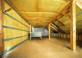 Maty ISOVER PRO to doskonałe izolacja dachów skośnych, konstrukcji szkieletowych i innych przegród budowlanych.