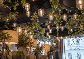 Ręcznie tworzone polskie lampy Gie El w Londynie