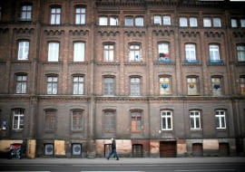 Osiedle Poznańskiego w Łodzi 21.11.2010 LODZ , OSIEDLE POZNANSKIEGO PRZY ULICY OGRODOWEJ NAPRZECIWKO MANUFAKTURY .