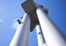 Wieża telewizyjna Žižkov w Pradze