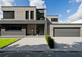 Elewacje domów z cegły