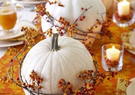 <B> Te piękne warzywa idealnie nadają się do tworzenia jesiennych dekoracji w naszych domach.</B> <Br>Dekoracja jesiennego stołu.