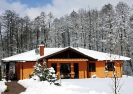 Dom murowany, parterowy. Autor projektu: architekt Przemysław Biryło