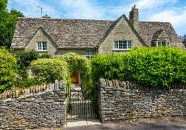 Ogrodzenie z kamienia