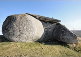 kamienny dom, flinstone, portugalia, dom