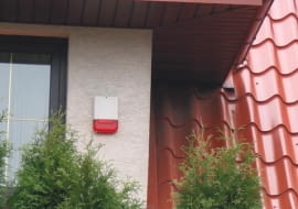 03.04.2003 LOMIANKI ALARM DZWIEKOWY I SWIETLNY ZEWNETRZNY