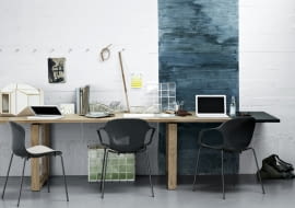 stół Essey; projekt: Cecilie Manz