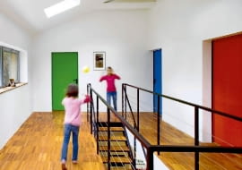 ONE TIME USE ONLY DO JEDNOKROTNEJ PUBLIKACJI DOM JEDNORODZINNY , WNETRZA DZIECI FOT. HANNA DLUGOSZ PUBLIKACJA LADNY DOM NR 5 (127) - 5 2009