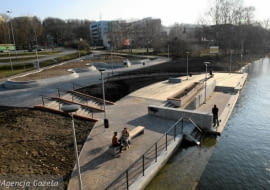 Nowy przystanek tramwaju wodnego przy hali Łuczniczce w Bydgoszczy