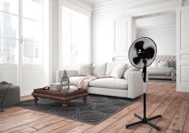 Jaki wiatrak pokojowy zapewni ochłodę podczas upalnych dni?