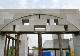 ściany z betonu komórkowego