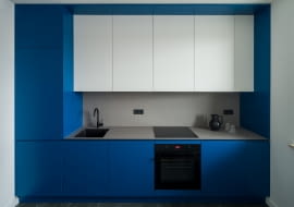 Granatowa kuchnia: inspiracje