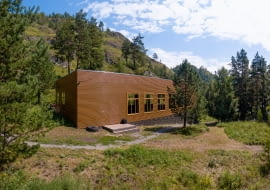 Dom z płyty warstwowej