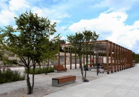 28.07.2015 Warszawa. Nowe nadwislanskie bulwary im Jana Karskiego tuz przed oddaniem . Spacerownik Fot . Kuba Atys / Agencja Gazeta SLOWA KLUCZOWE: wisla budowa