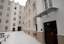 13.01.2017 Warszawa. Zrewitalizowana przez miasto kamiennica Targowa 40 i jej wnetrza . Kamiennica i oficyna przeznaczona na mieszkania socjalne i komunalne . Fot . Kuba Atys / Agencja Gazeta SLOWA KLUCZOWE: budowy inwestycje praga