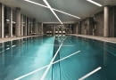 Basen na piętrze rekreacyjnym w apartamentowcu Złota 44.