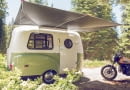 Happier Camper w stylu lat 60. z modułowym wnętrzem