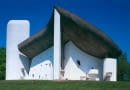 .Notre-Dame du Haut w Ronchamp we Francji, proj Le Corbusier