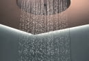Prysznic w suficie - nowy wymiar codziennej kąpieli