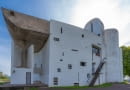 Kaplica w Ronchamp, Francja, proj. Le Corbusier, 1950-1955