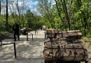 Park Akcji "Burza" przy kopcu Powstania Warszawskiego w Warszawie. Proj. topoScape i Archigrest.