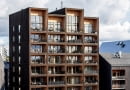 Kajstaden Tall Timber Building - drewniany budynek mieszkalny Västerås (Szwecja). Proj. CF Møller Architects