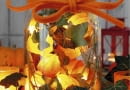 Weckglas mit Lichterkette aus Lampionblumen und Efeuranke SLOWA KLUCZOWE: Bastelidee Basteln Cucurbita Dekoidee Deko-Idee Dekoration dekorieren Efeu Efeubl tter Efeuranke Einmachglas Filzband Filzschleife Glas Hedera Hedera helix Herbst Herbstdeko Herbstdekoration Herbstfr´chte herbstlich Herbstzweige Herdera Idee K´rbis Lampionblume Lampionblumen Lampionblumen-Lichterkette Laterne Lichterkette Lichtidee Physalis Physalis alkekengi selbermachen selbstgemacht Weckglas Zierk´rbis Zweige