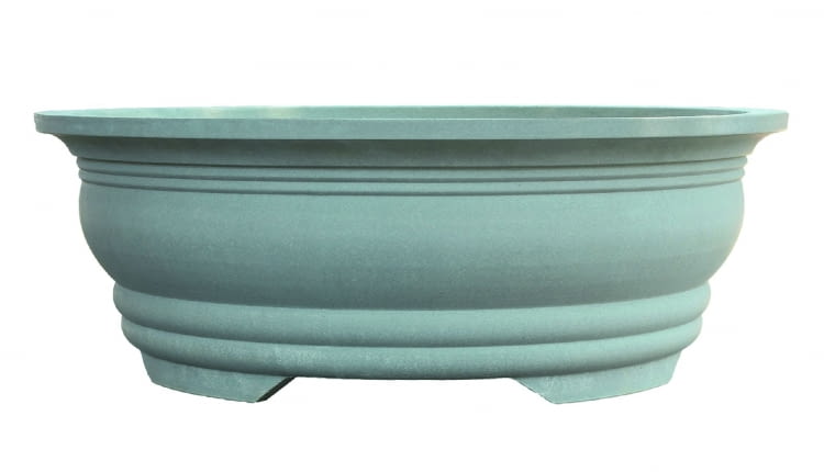 Ceramiczna donica przeznaczona dla roślin o korzeniach sięgających ok. 20 cm.