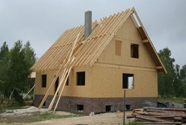 Tylko niektóre prace można wykonywać na budowie podczas mrozu