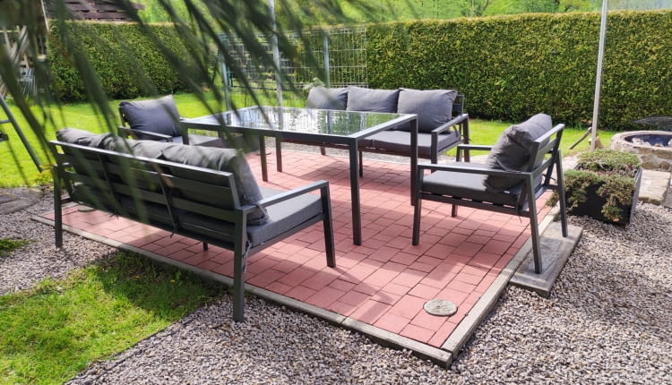 Jak sprytnie zorganizować przestrzeń w ogrodzie – porady z doświadczenia